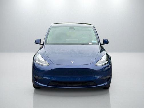 Blue 2023 Tesla Model Y Long Range