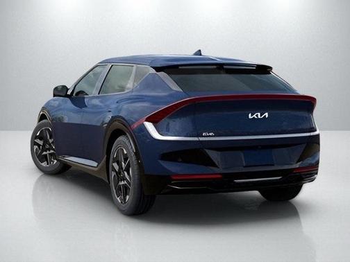 2025 Kia EV6 Light Long Range