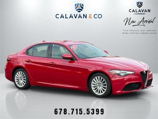 2023 Alfa Romeo Giulia Base