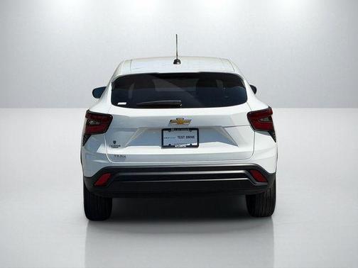 Summit White 2025 Chevrolet Trax LS