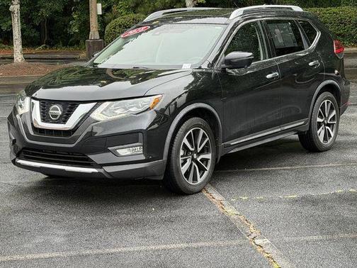 Magnetic Black 2018 Nissan Rogue SL