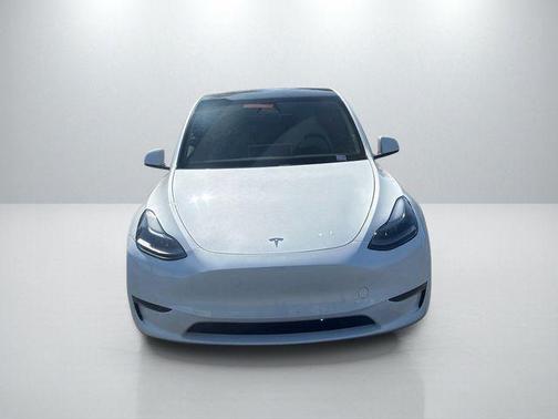 2024 Tesla Model Y Standard Range
