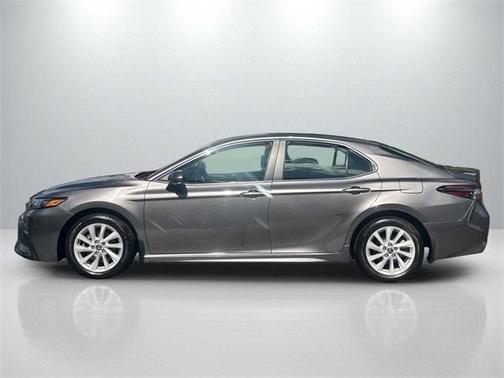 2022 Toyota Camry SE Nightshade