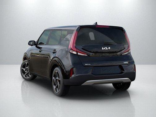 Fusion Orange 2025 Kia Soul EX