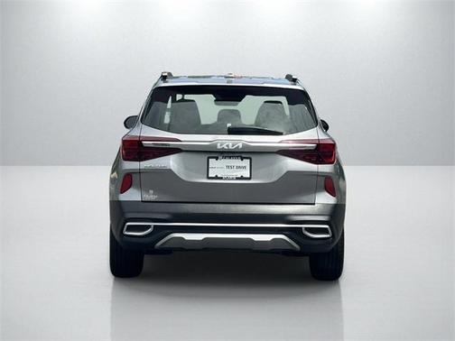 2022 Kia Seltos EX