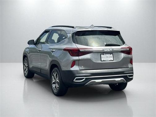 2022 Kia Seltos EX