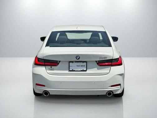 Alpine White 2025 BMW 330 i