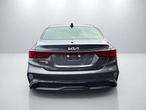 Gravity Gray 2023 Kia Forte LX