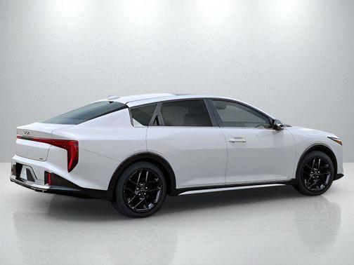 Snow White Pearl 2026 Kia K4 GT-Line Turbo