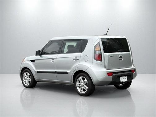 2011 Kia Soul +