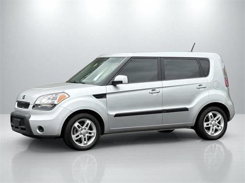 2011 Kia Soul +