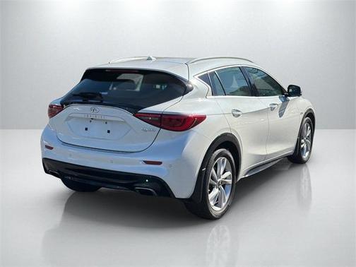 2019 INFINITI QX30 ESSENTIAL