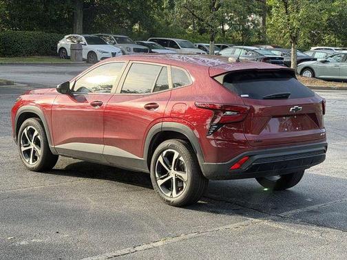 Crimson Metallic 2024 Chevrolet Trax 1RS