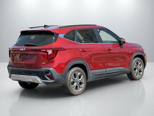 Mars Orange 2024 Kia Seltos S