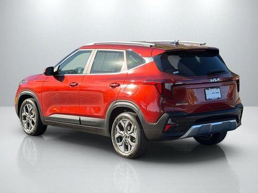 Mars Orange 2024 Kia Seltos S