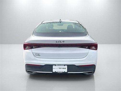 2022 Kia K5 LX