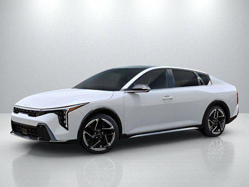 Snow White Pearl 2026 Kia K4 GT-LINE