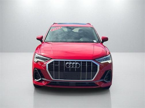 2023 Audi Q3 45 S line Premium