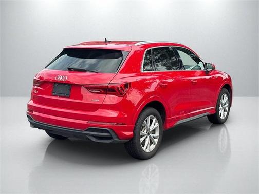 2023 Audi Q3 45 S line Premium