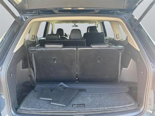 2022 Volkswagen Atlas 3.6L SE w/Technology