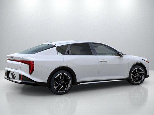 Snow White Pearl 2026 Kia K4 GT-LINE