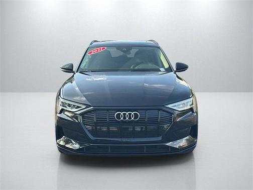 2021 Audi e-tron Premium