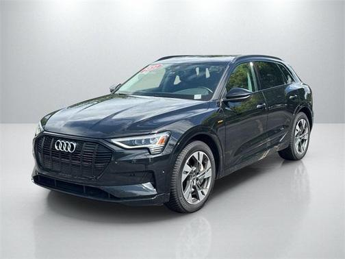 2021 Audi e-tron Premium