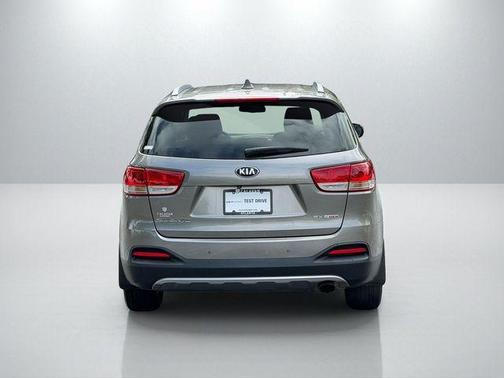 Titanium Silver 2016 Kia Sorento EX