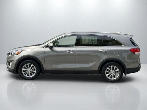 Titanium Silver 2016 Kia Sorento EX