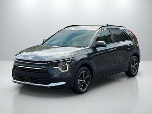 Gray 2025 Kia Niro EX