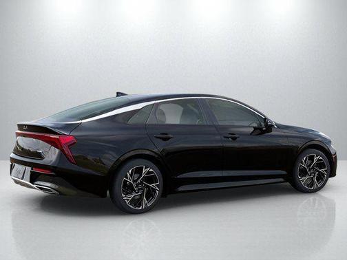 Aurora Black Pearl 2026 Kia K5 GT-Line