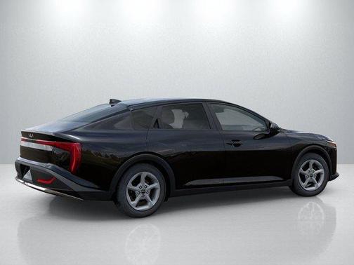 Aurora Black Pearl 2025 Kia K4