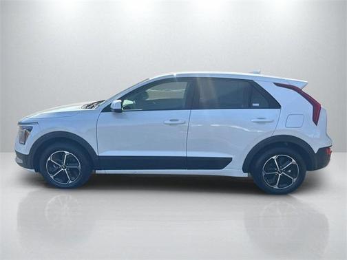 2025 Kia Niro LX