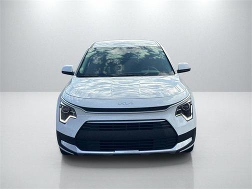 2025 Kia Niro LX