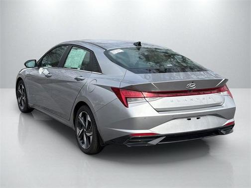 2022 Hyundai ELANTRA Limited