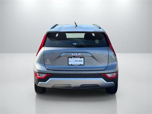 2025 Kia Niro LX