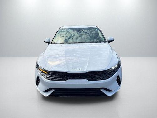 Glacial White Pearl 2022 Kia K5 LXS