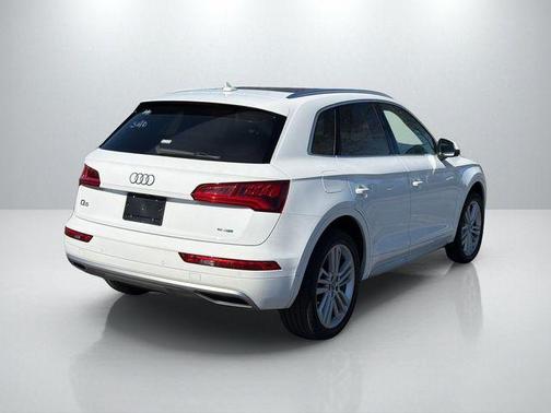 2020 Audi Q5 40 Premium Plus