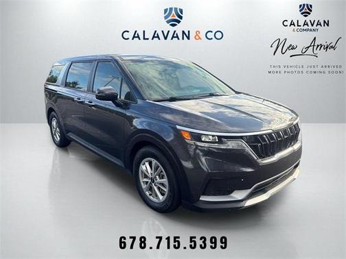 2023 Kia Carnival LX