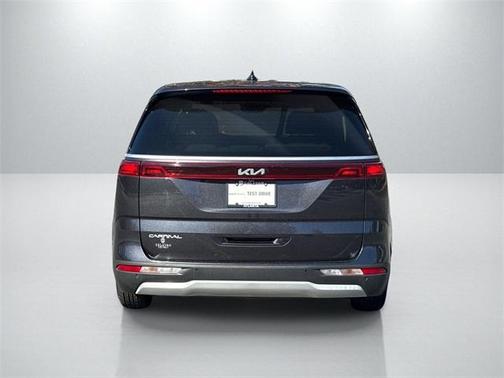 2023 Kia Carnival LX