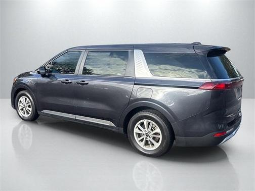 2023 Kia Carnival LX