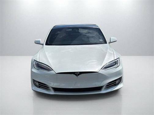 2020 Tesla Model S Performance