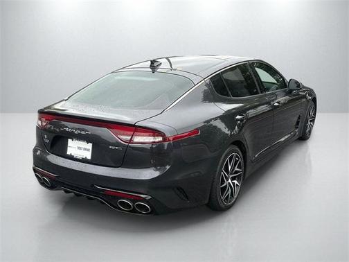 2022 Kia Stinger GT-Line
