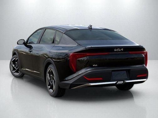 Aurora Black Pearl 2026 Kia K4 EX