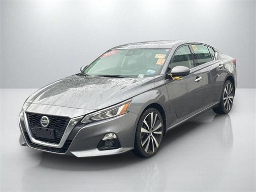 2022 Nissan Altima 2.5 Platinum