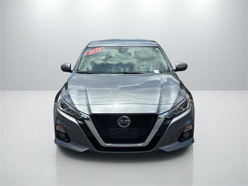 2022 Nissan Altima 2.5 Platinum