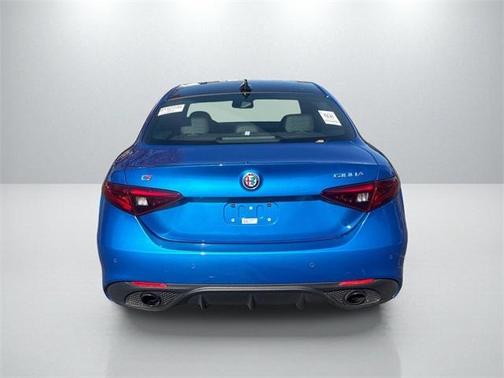 2022 Alfa Romeo Giulia Veloce