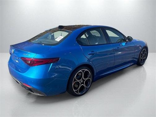 2022 Alfa Romeo Giulia Veloce