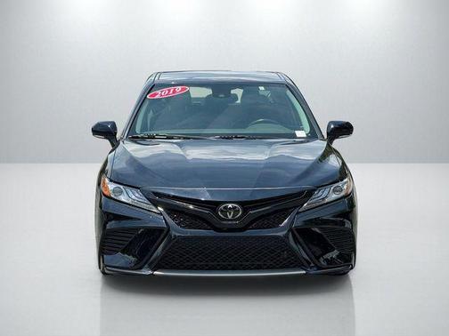 Midnight Black Metallic 2019 Toyota Camry XSE
