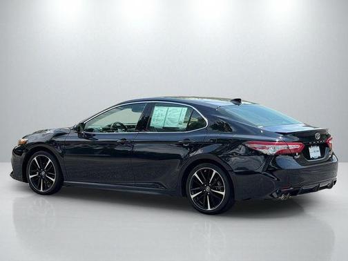 Midnight Black Metallic 2019 Toyota Camry XSE